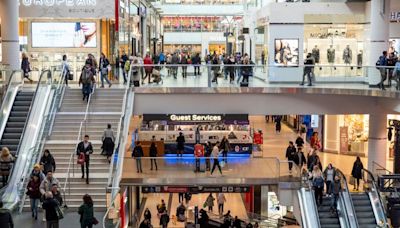 Canada April retail sales up 0.7%, a drop likely for May