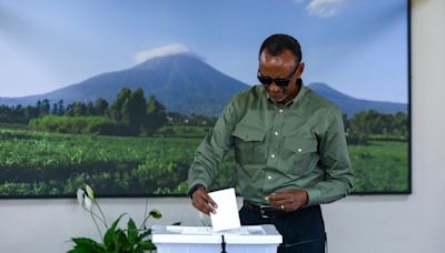 Kagame lidera el recuento de las elecciones de Ruanda con más del 99 % del voto