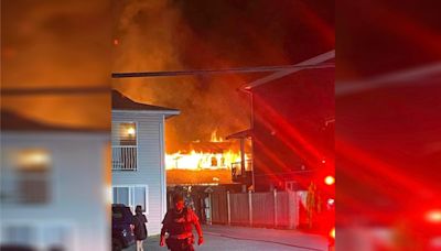3 families displaced in overnight blaze at Chilliwack townhouse complex