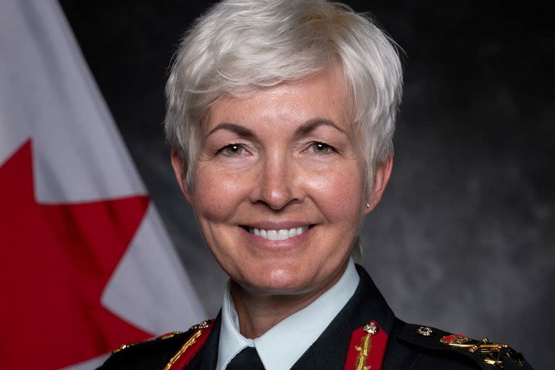 First woman to lead Canada's armed forces takes command
