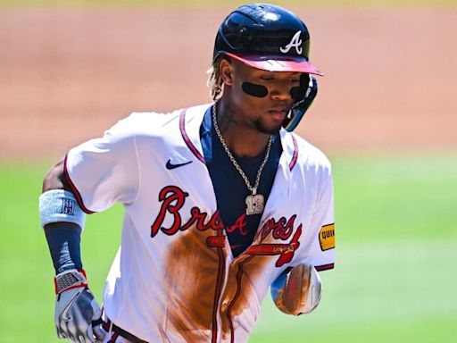 Braves' Ronald Acuña Jr. leaves game after suffering non-contract injury while running bases against Pirates