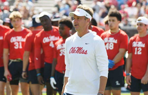 College football portal classes: Ole Miss all in, Ohio State shops high end, Prime restocks again