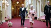 Murió Isabel II: de los Sex Pistols a James Bond y Los Simpson, la imagen de la reina británica en la cultura popular