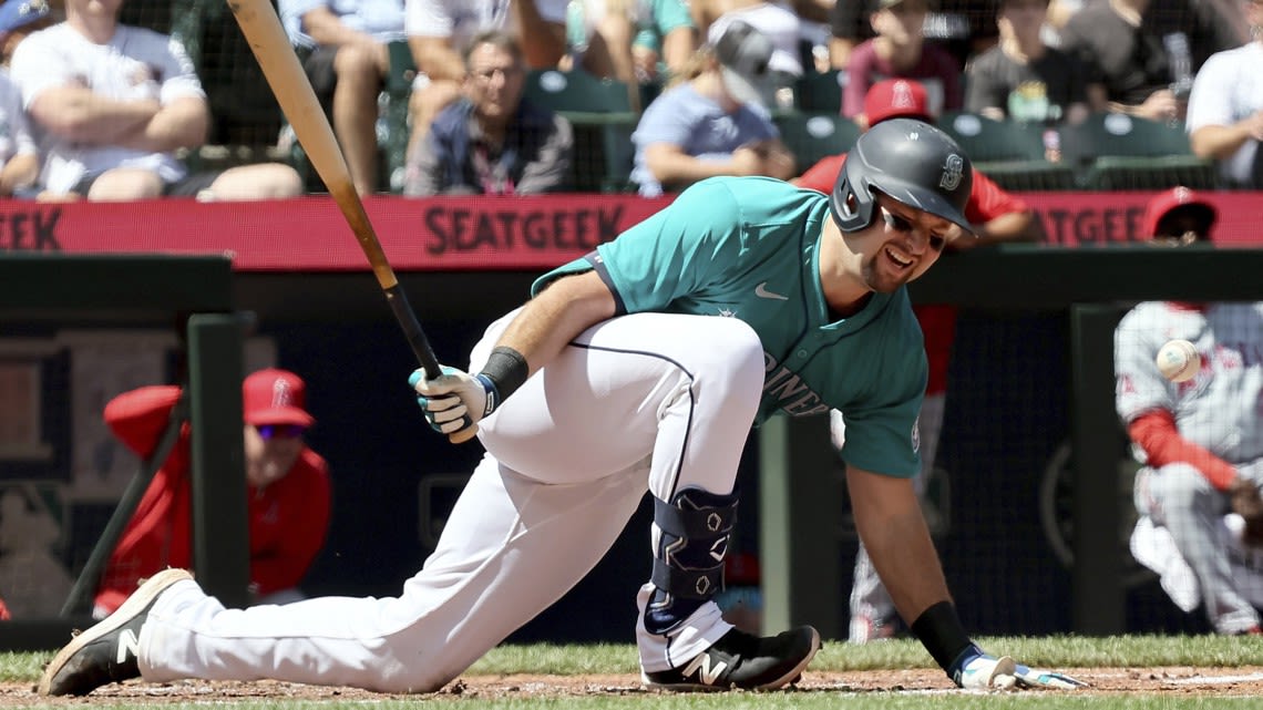 Mariners fall 2-1 to the Angels to complete 3-game sweep