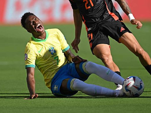 Conmebol aceptó que fue un error no marcar penal a favor de Brasil