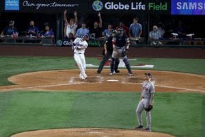 Heim, Taveras homer back-to-back to erase deficit in 4th as Rangers beat Red Sox 7-4