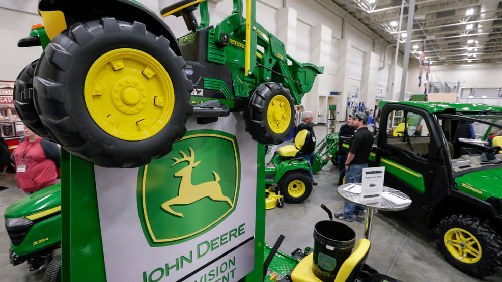 John Deere laying off 600 workers in Illinois, Iowa ahead of Mexico expansion