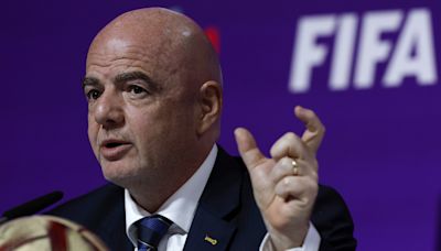 FIFA reitera que el Mundial de clubes sigue adelante y pide Ligas centrarse en su gestión