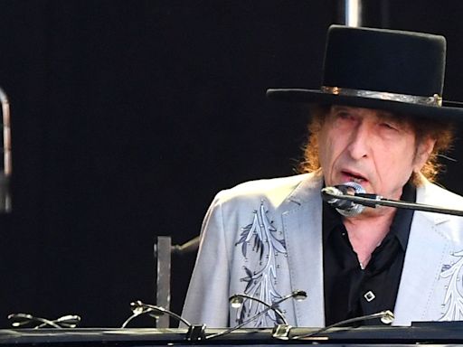 Buying tickets to Bob Dylan's sold-out Royal Albert Hall shows