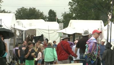 Waukee Arts Festival attracts thousands to Centennial Park