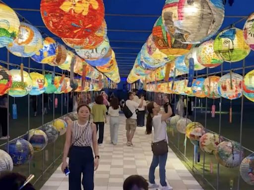 日本仙台市台灣文化祭 台南普濟殿祈福燈籠飄揚