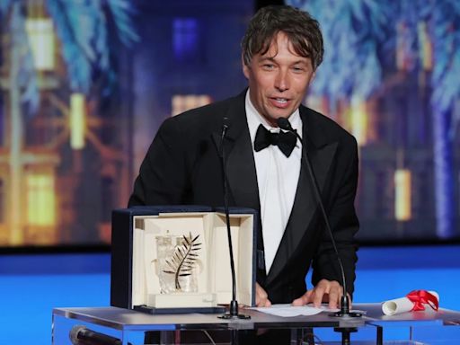 Sean Baker Shades Streamers While Calling on Hollywood to ‘Keep Cinema Alive’ in Rousing Cannes Speech | Video