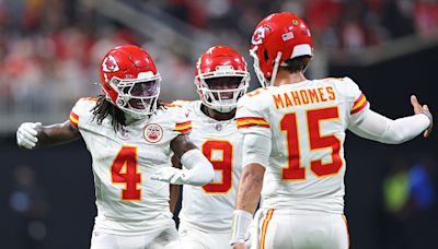 Chiefs WR Rashee Rice Carted to Locker Room After Hit From QB Patrick Mahomes