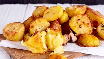 Roast potatoes are 'extra crispy' with unique two-ingredient recipe