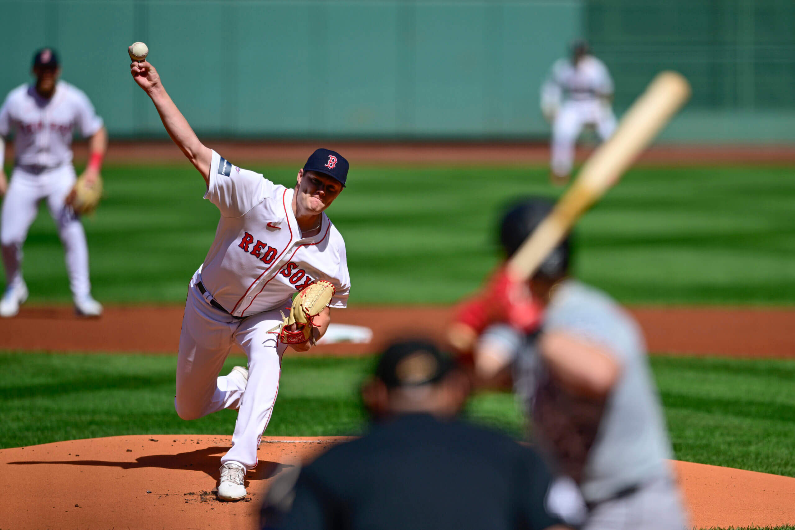 Richard Fitts debuts, Bobby Dalbec DFA’d and Red Sox bullpen implodes in critical loss