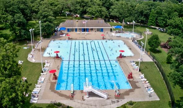 Iowa City chooses preliminary design for City Park Pool