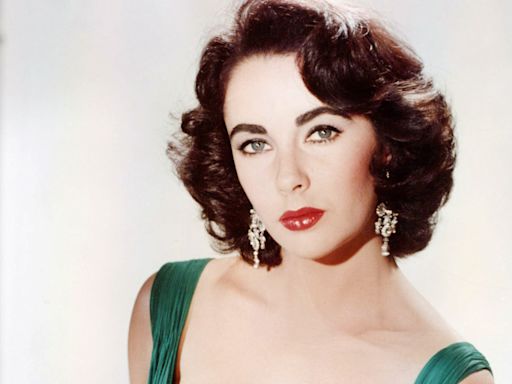 The Iconic Reason The Chocolate Martini Became Elizabeth Taylor's Favorite Drink