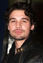 Steven Strait