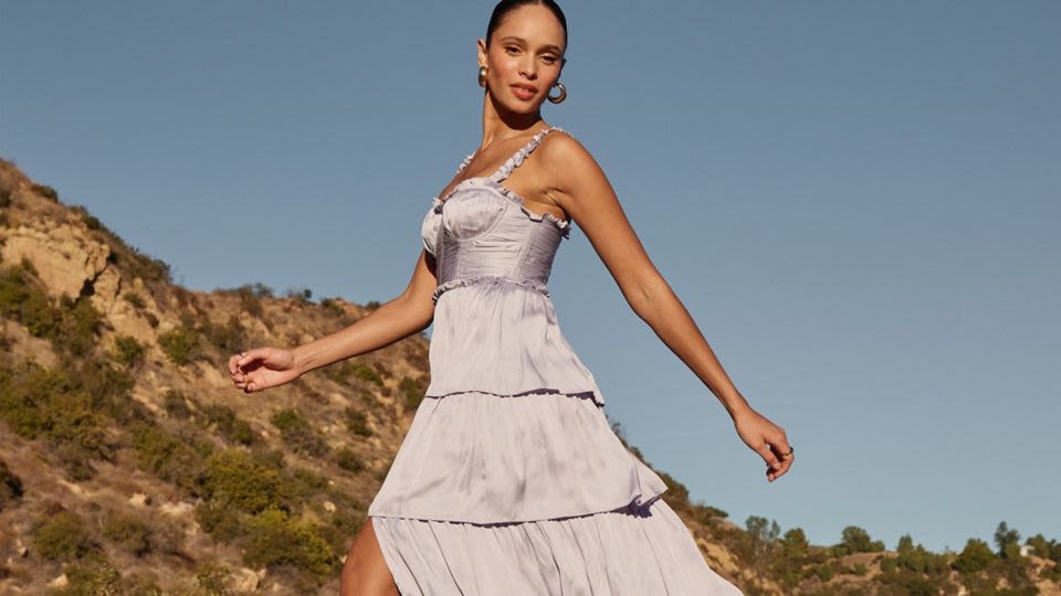 22 best wedding guest dresses from Amazon, according to a wedding stylist