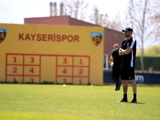 Kayserispor Teknik Direktörü Burak Yılmaz: Her puanın değerli olduğu riskli haftalara girdik