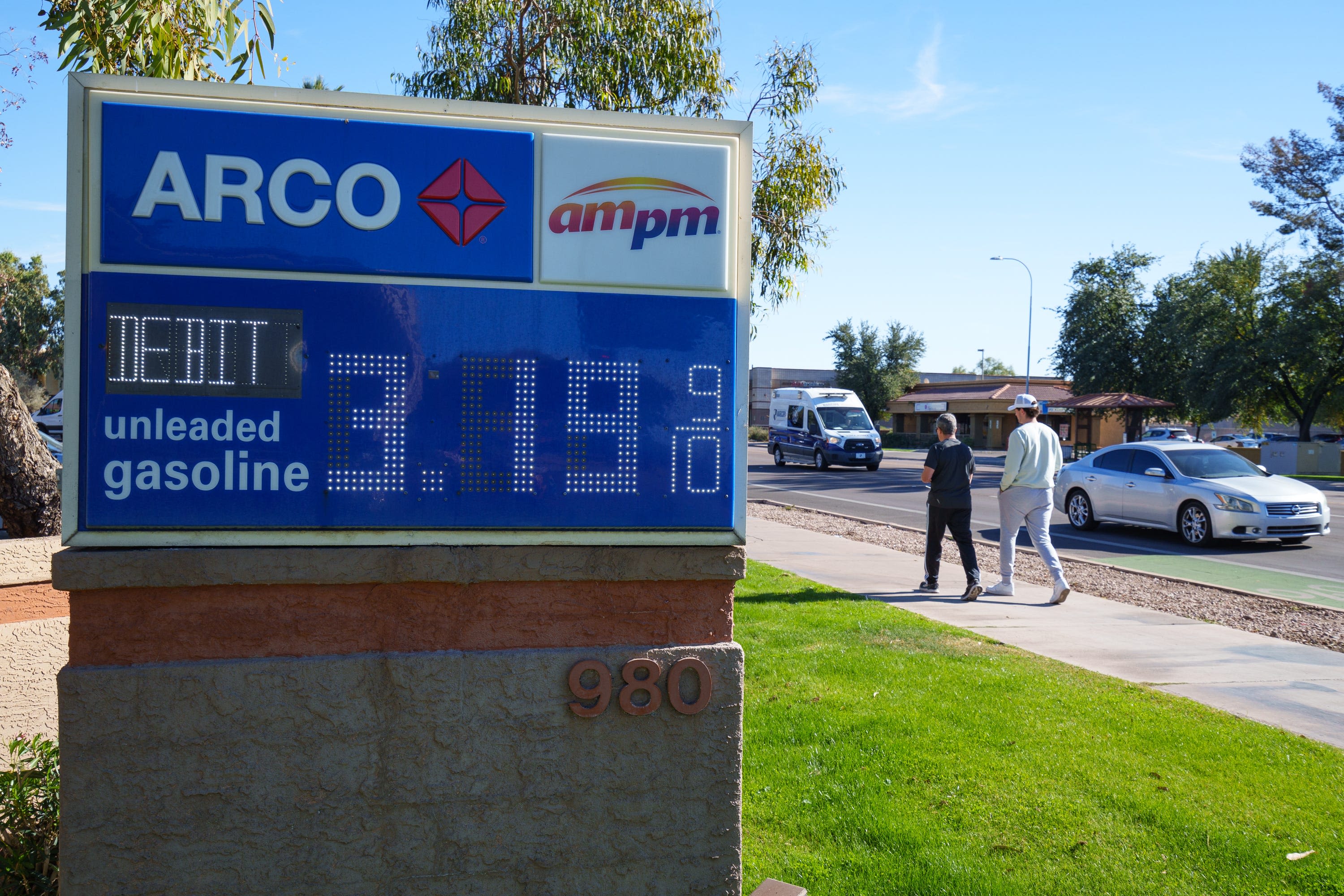Here's how much gas is in Arizona and where to find a deal