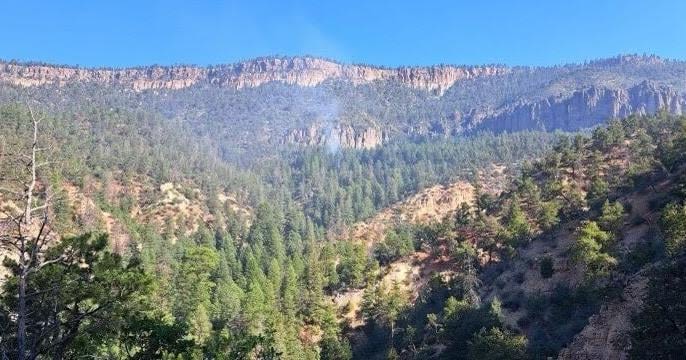 Small wildfire reported near Jemez Springs