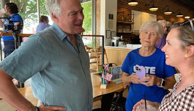 Kaine campaign swings through Martinsville