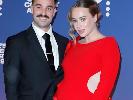 Pregnant Mormon Wives' Star Whitney Leavitt Reveals Name of Baby No. 3 With Husband Connor Leavitt - E! Online