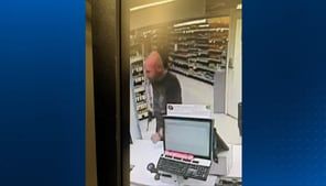 Lake County deputies search for suspect in Walgreens armed robbery