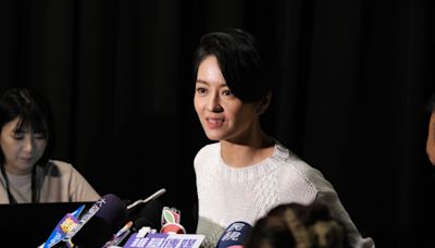 演唱會彩排 香港歌手梁詠琪受訪（1） (圖)