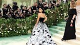 Lauren Sánchez Makes Her Met Gala Debut in Custom Oscar de la Renta