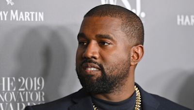 Kanye West enfrenta demanda por acoso e incumplimiento de contrato
