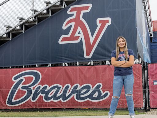 Senior Spotlight: Indian Valley's Natalie Holbrook looks to career in photography