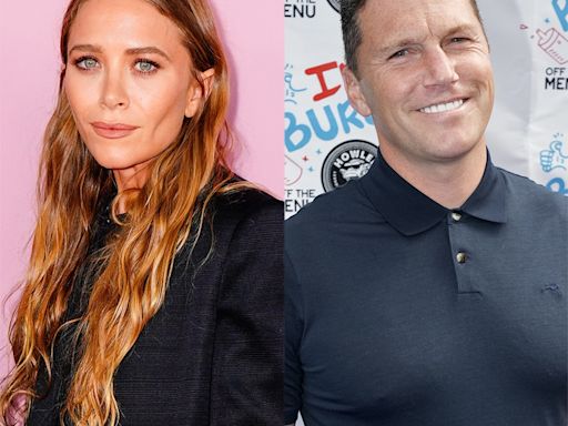 Mary-Kate Olsen Steps Out With Retired Hockey Player Sean Avery in Hamptons - E! Online