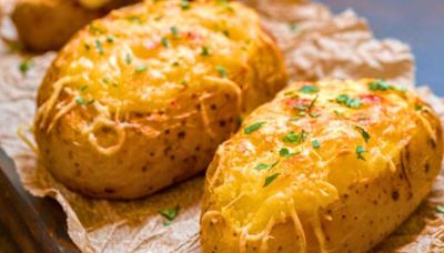 Cook a ‘fluffy’ jacket potato in just 10 minutes without an oven or air fryer