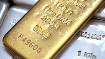 Safe-haven gold firms as Biden move sparks market uncertainty