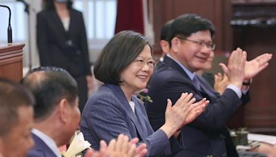 印度移工案卡卡...有資深綠委當面嗆陳建仁：貿然開放就是公然跟青年搶飯碗！