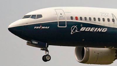 Senators seek tougher DOJ action against Boeing executives over safety issues