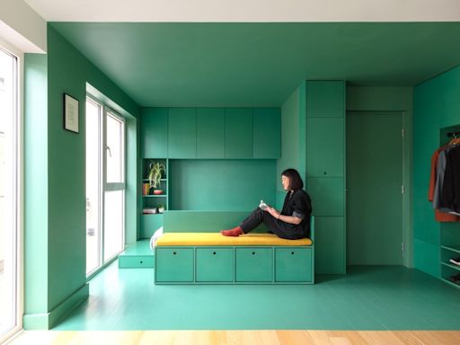 A millennial added foldable pieces to her 312-square-foot studio. It now transforms into 4 different rooms. Take a look.