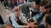 US doctors travel to edge of war zone to care for burned Ukrainian children