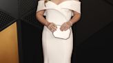 Kelly Clarkson Wore a Classic Hollywood Look to the 2024 Grammys