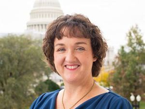 California Congresswoman Katie Porter Leads Bipartisan Bill to Help Veterans Put Food on the Table