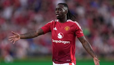 Aaron Wan-Bissaka's £18m move to West Ham 'is being HELD UP'