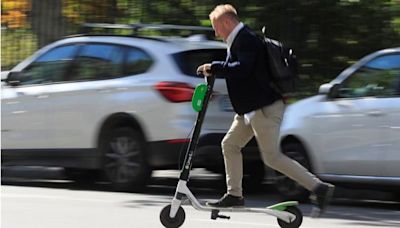 Madrid extiende a 2027 la prohibición de acceder con patinetes eléctricos a autobuses y Metro