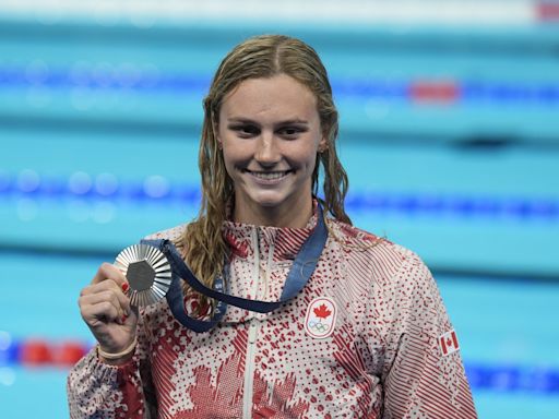 Summer McIntosh claims first Olympic swimming medal of her career with silver