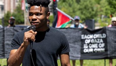 Protesters dispute Washington University’s account of Saturday’s demonstration