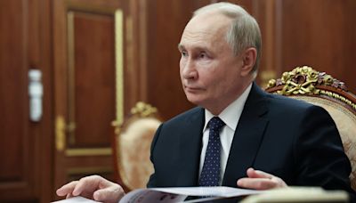 Putin's tax move signals growing economic woes