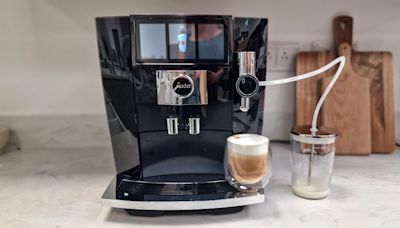 I tried this coffee maker with a 'sweet foam' setting and I'm never going back