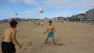 Así fue el domingo de sol y calor en Gijón (en imágenes)