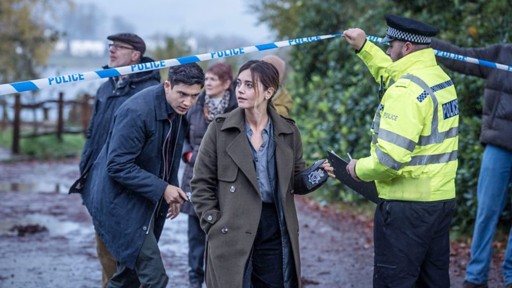 The Jetty: Jenna Coleman is 'magnetic' in 'claustrophobic' crime thriller